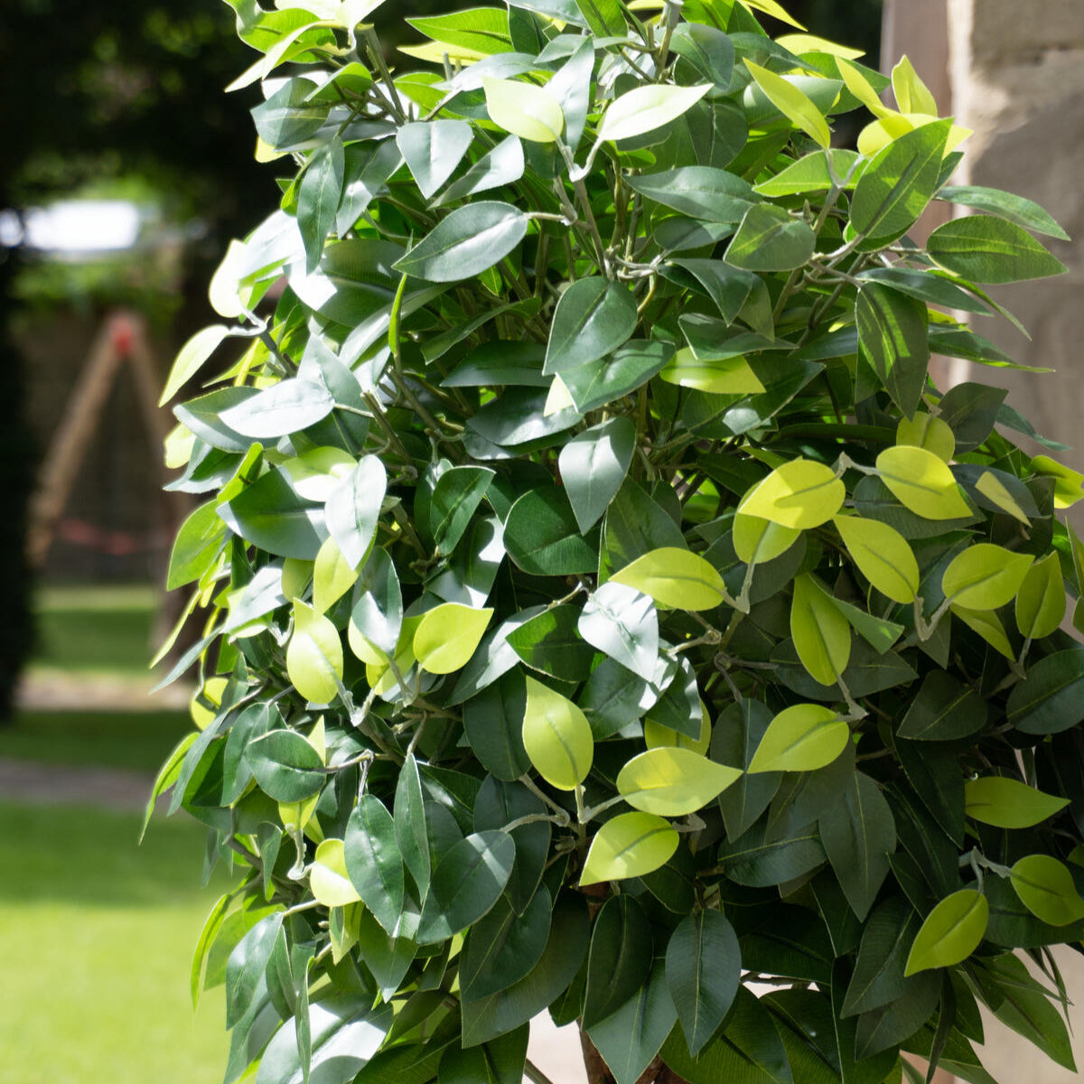 Kuenstlicher Ficusbaum 160 cm – gruen, formstabil und perfekt fuer stilvolle Innenausstattung