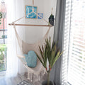 Dracaena 120 cm als Dekoration in einem modernen Büro mit Schreibtisch.