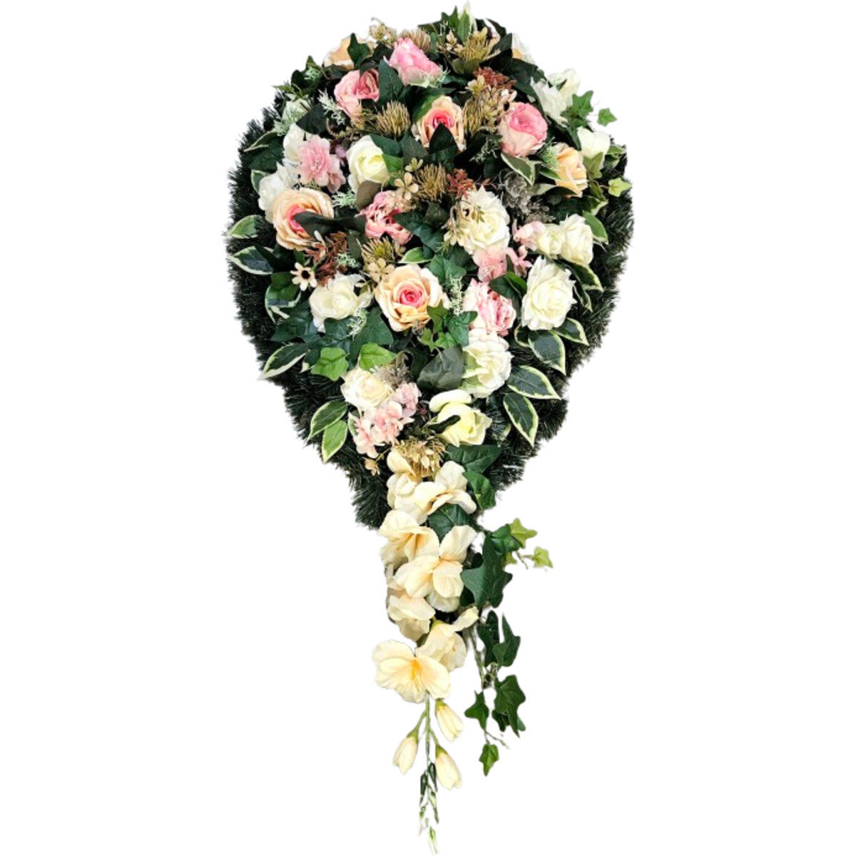 Hochwertiger künstlicher Kranz in Blattform mit Rosen in Rosa/Creme und grünem Beiwerk – naturgetreue, elegante Gedenk-/Türdeko, Frontansicht.