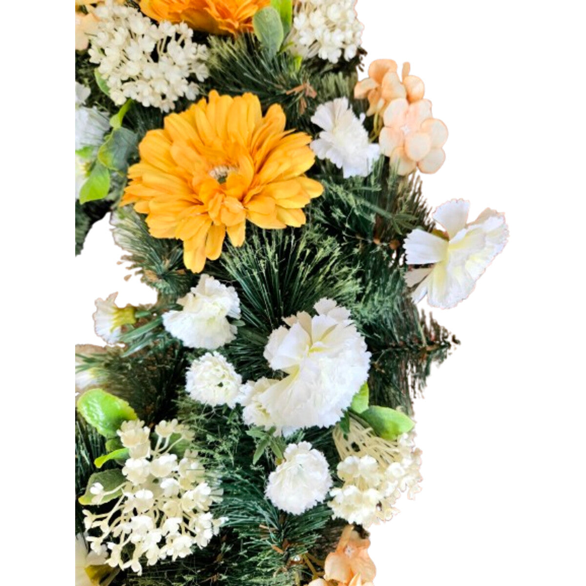 Detailansicht: hochwertiger künstlicher Kranz mit gelben Gerbera und weißen Hortensien sowie grünem Beiwerk – naturgetreue Tür- oder Tischdeko.