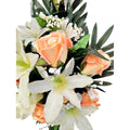 Künstlicher Blumenstrauß in Apricot/Peach mit Rosen und Lilien, mit Vase – hochwertige Seidenblumen, Detail/Seitenansicht.