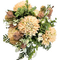 Künstlicher Blumenstrauß in Pfirsich/Apricot mit Disteln und Beiwerk, mit Vase – hochwertige, naturgetreue Seidenblumen, Seitenansicht.