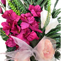 Hochwertiger künstlicher Blumenstrauß in Pink/Apricot mit Gladiolen, Calla, Hortensien und Pfingstrosen, mit Vase – naturgetreue Seidenblumen, Detailansicht.