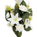 Künstlicher Blumenstrauß in Weiß mit Rosen, Lilien und Disteln, mit Vase – hochwertige, realistische Seidenblumen, Detail/Seitenansicht.