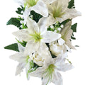 Detailansicht: künstlicher Blumenstrauß Weiß mit Rosen und Lilien, mit Vase – edle, naturgetreue Seidenblumen.